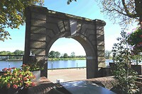 241004 Grave Maaspoort
