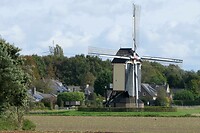 241008 Overasselt Standerdmolen
