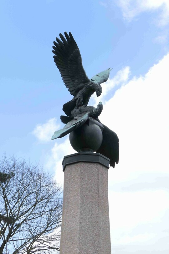 250330 Pools monument