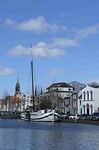 250331 Schip in de nw. haven