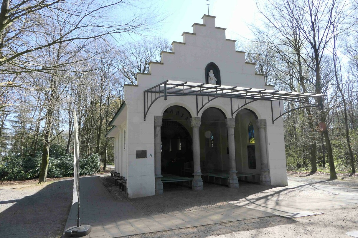 250407 Kapel H. Eik I