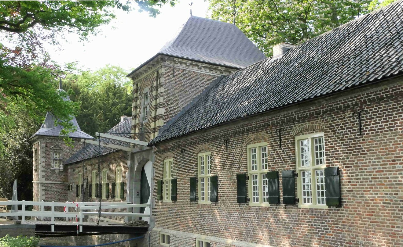 250502 Gemert kasteel