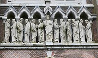 250505 Beelden St. Lambertuskerk