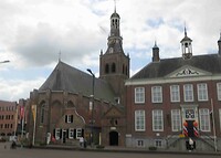 250517 Raadhuis en kerk