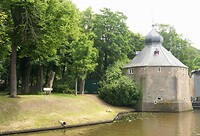 250531 Duiven- en granaattoren