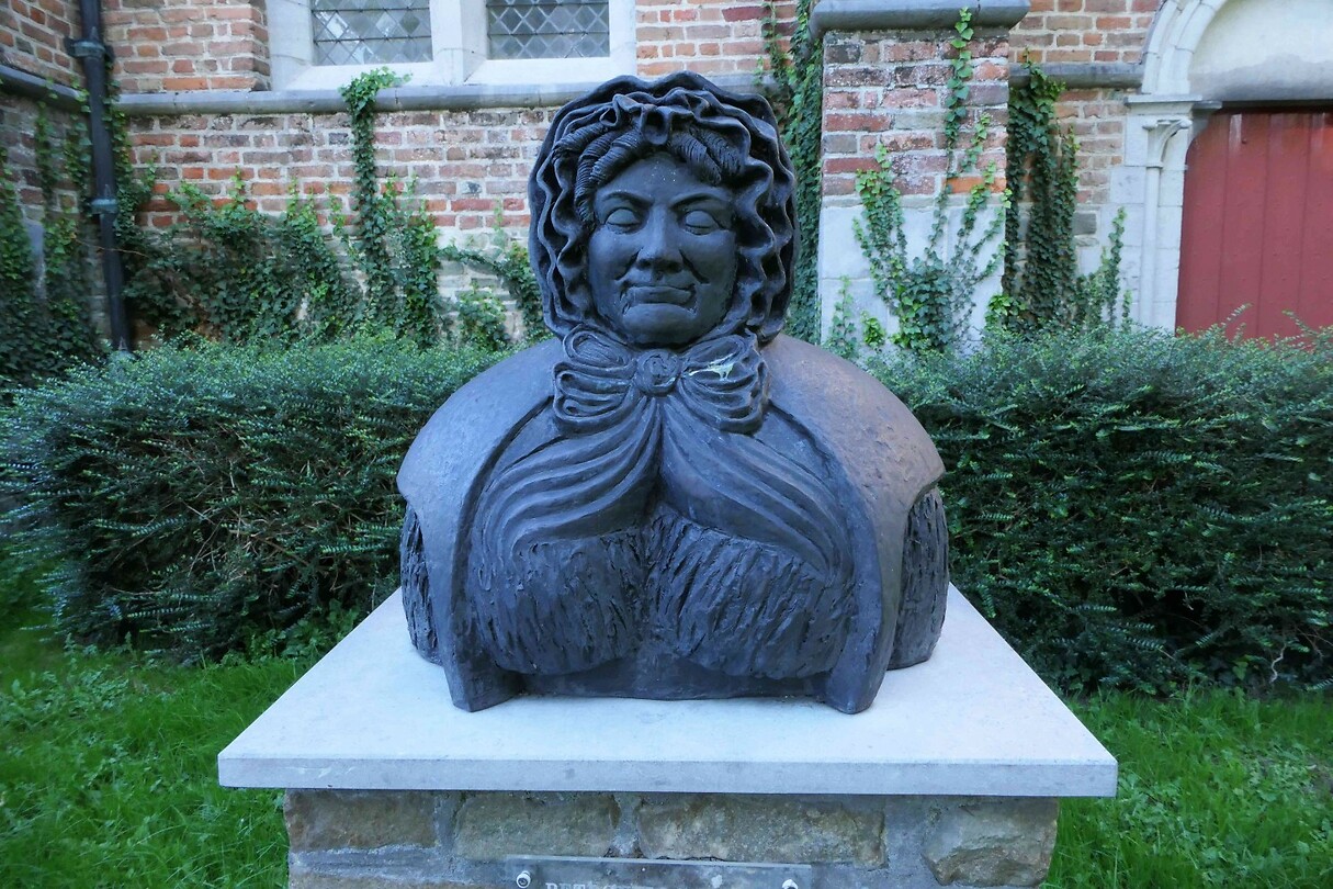 261005_Aardenburg_Petronella Moens