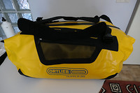 De duffel gevuld