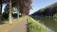 Enkele km langs Zuid Willems vaart