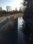 Het kanaal waar ik een tijd langs moest, stonk