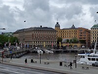 1000064928