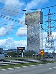 Een hotel/ kantoor toren; the Scandic Victoria toren