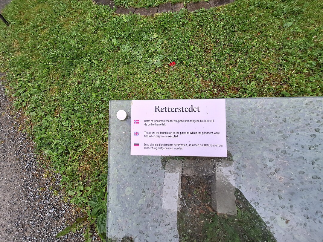 Tekst bij het gedenkteken