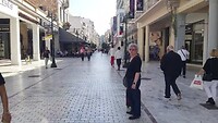 Woesdag 12.00 uur in Patras