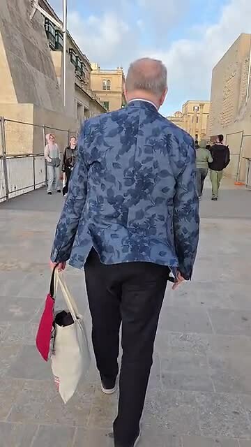 Valletta entree