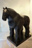 Statue by Fernando Botero priced € 570.000,== + taxes (22 %)