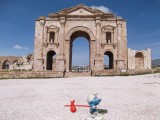 Smurf passing Hadrian's Arch in Jarash