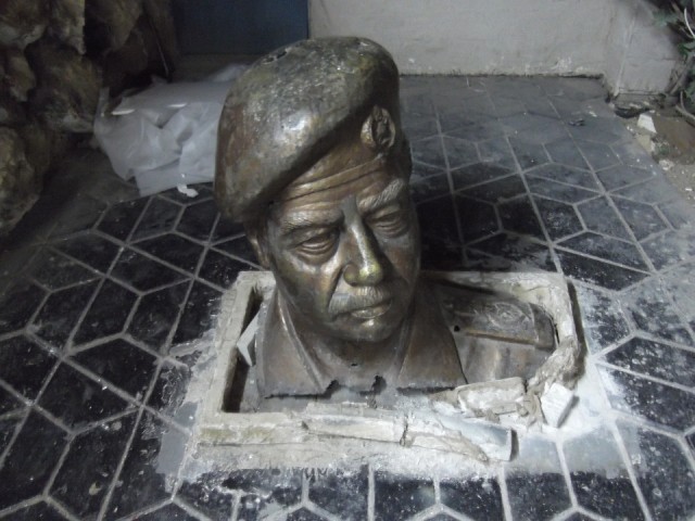 Head of Saddam Hussein which was torn down during American invasion in Bagdad