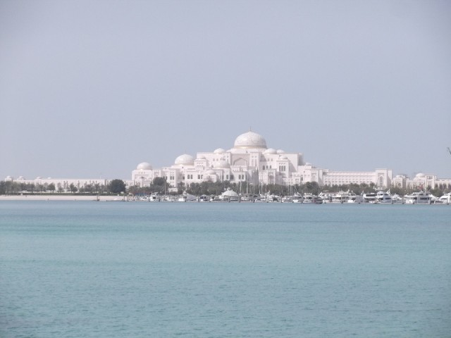 New palace  of  Sjeik under construction