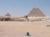 Smurf posing in front of Sfinx & Pyramids