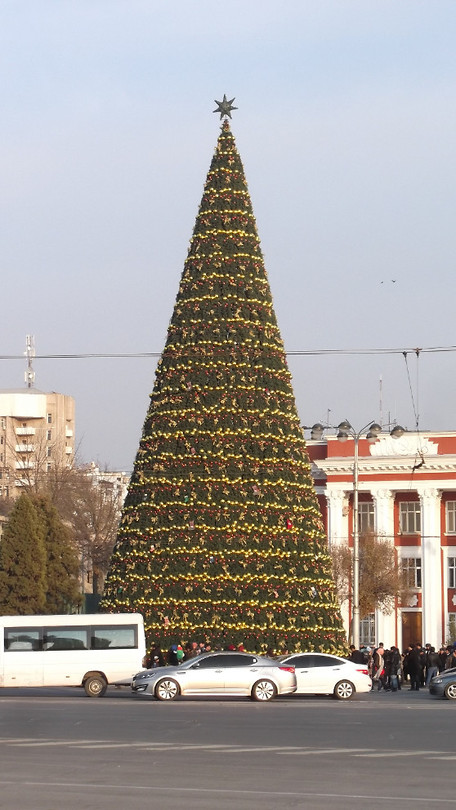 Christmas tree of Dushanbe
