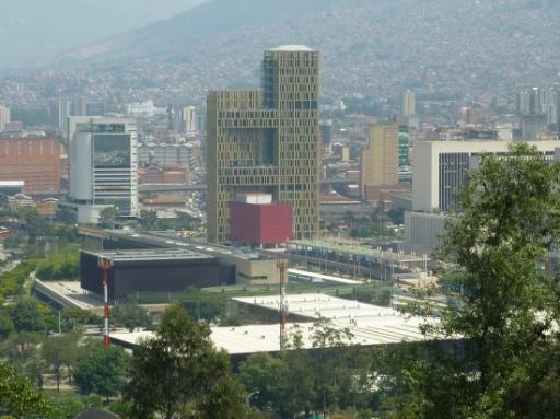 P1100417-550