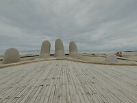 Punte del Este - Uruguay. Le mano de Punte del Este