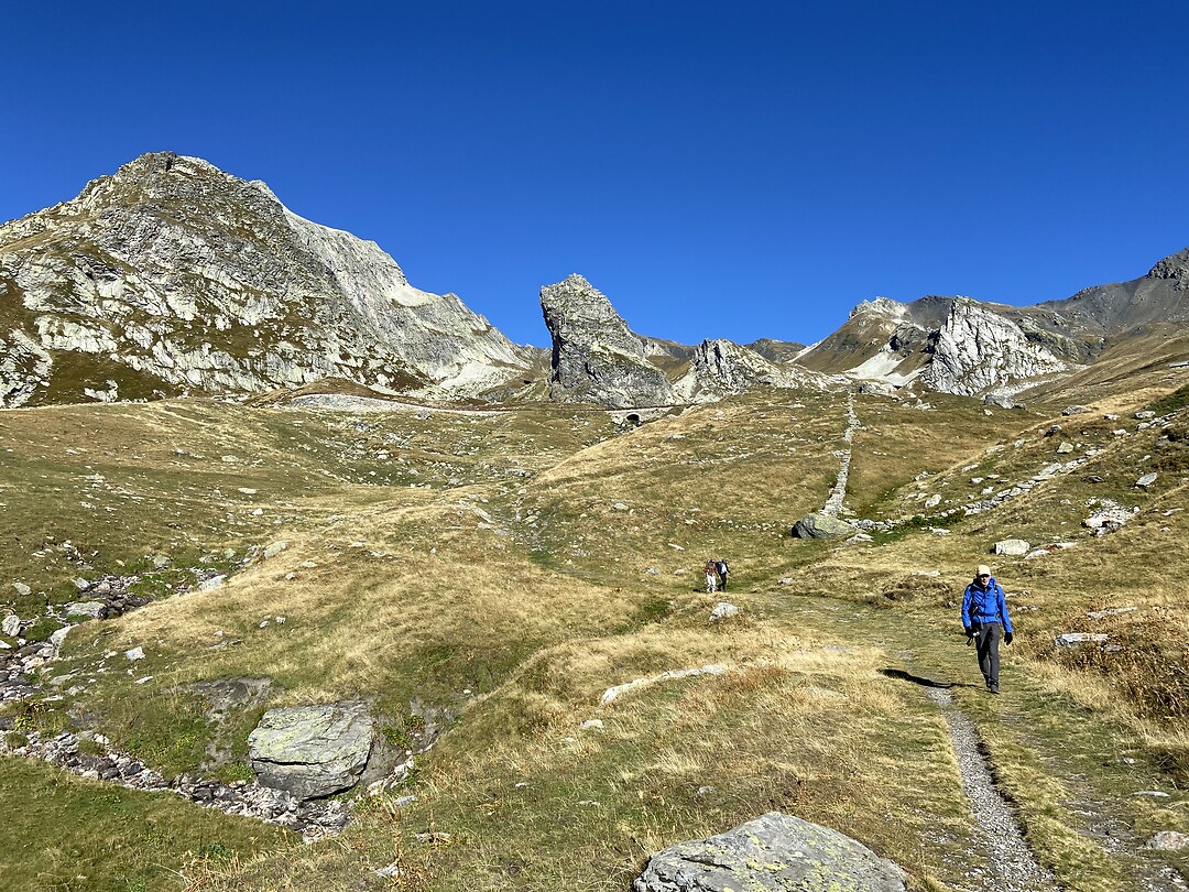 Descend from the Col