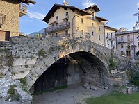 Pont de Pierre on the way out of Aosta