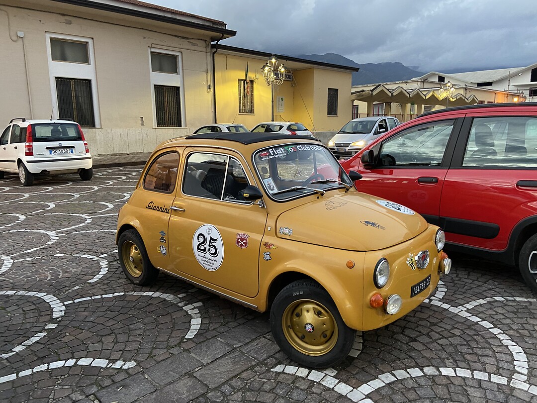 Still seeing those really small Fiat 500´s on the road