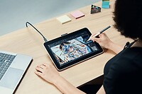 Wacom One 13 pen display for painting