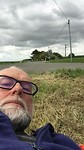 Onderweg, met een stokbroodje op een sappig grasland