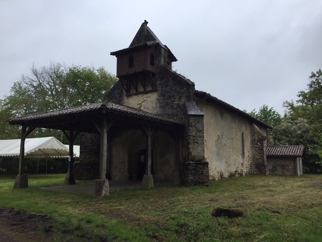 Pelgrimskerk in Hostens