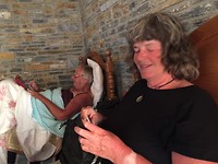 Gezellig met z’n drieën in het hostal