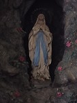 Christus en Maria zijn nooit ver weg.