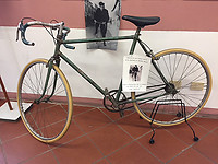De fiets van don Camillo (in het museum)