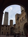 Een paar van de vele torens van San Gimignano