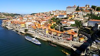 Uitzicht vanaf de 3e verdieping van de brug op Ribeira