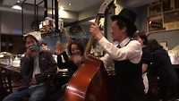 Jazzcafé in Asakusa .