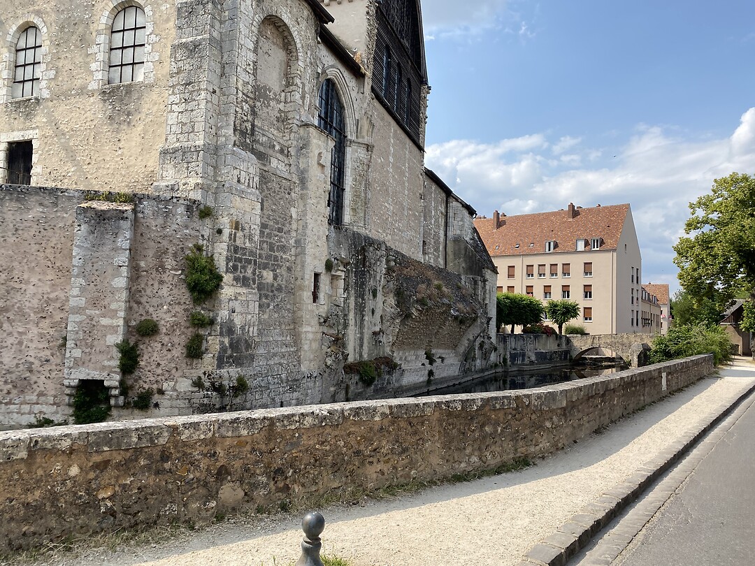 Chartres