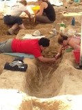Archeologieklusje tijdens de zomer: skeletten opgraven