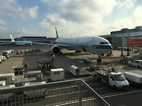 Ons vliegtuig naar Hongkong