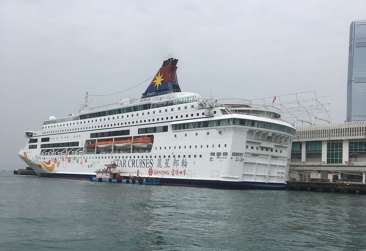 cruiseboot