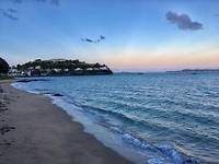 De avond valt over Devonport