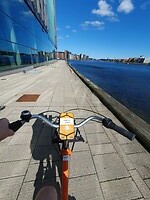169. Fietsen langs de kade