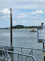 272. De boot gemist