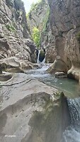 276. Canyoning (4)