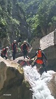 276. Canyoning (6)