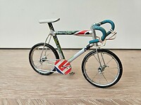 297. Blikken racefiets