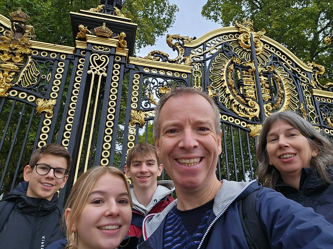 308. Buckingham Palace (2)