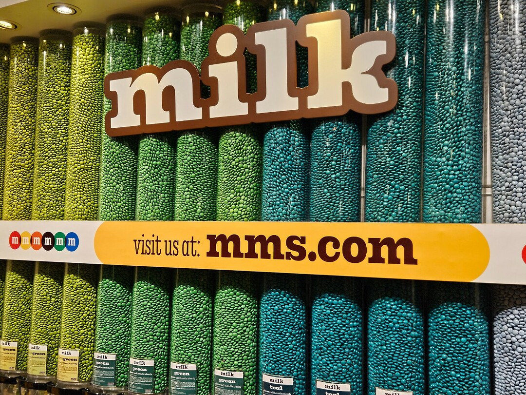 308. M&M’s store (3)